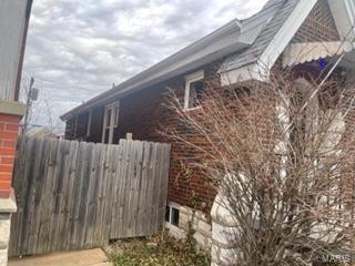 Photo 3 of 16 of 5739 Chippewa Street house