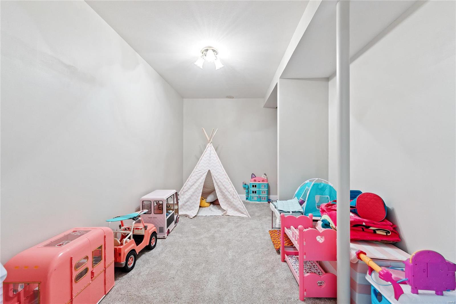 Forest Hills Club Estates - Residential