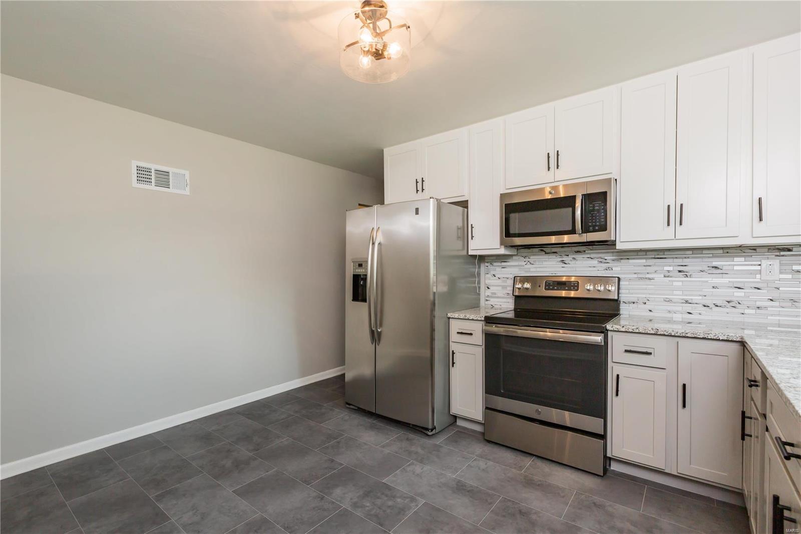 Francisca - Residential