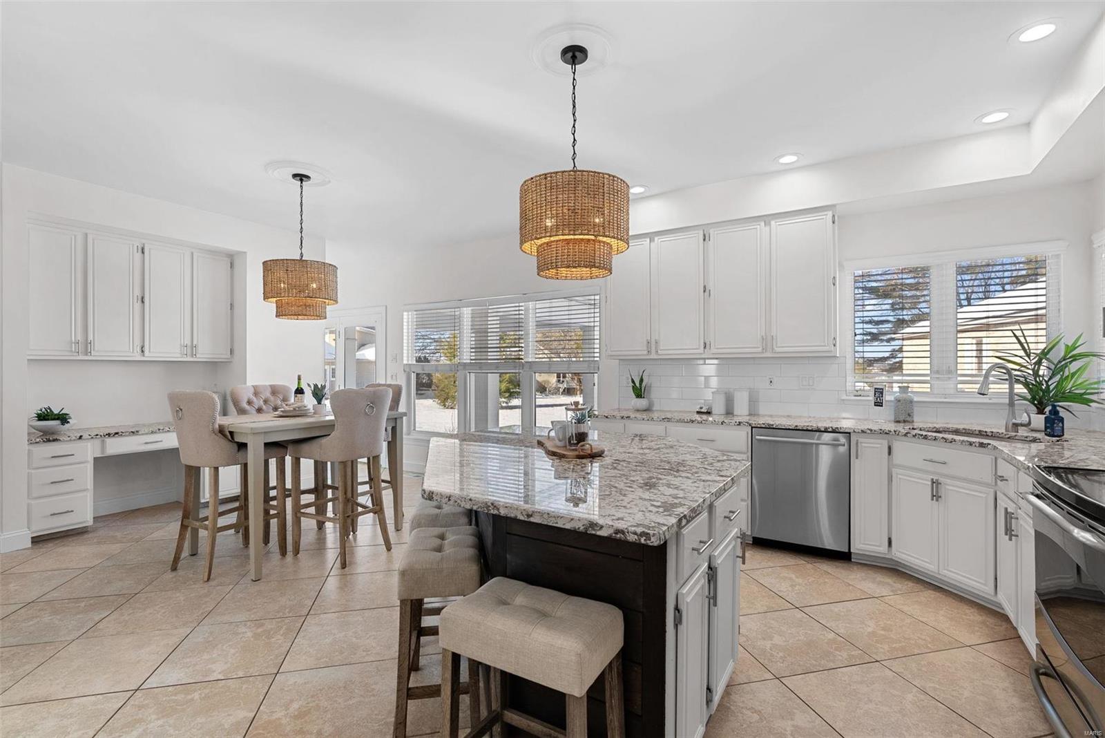553 Malinmor Drive
