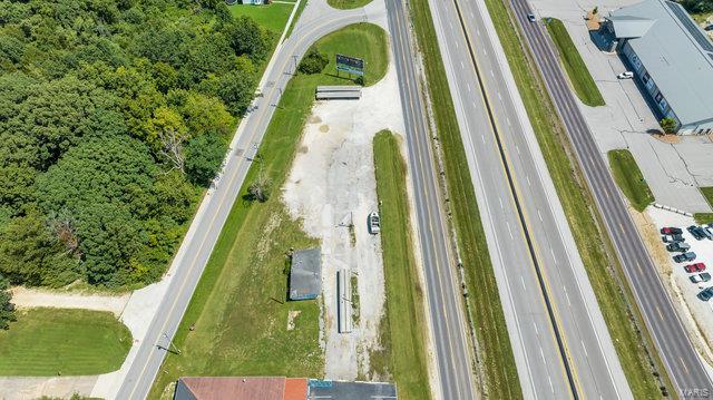 1 NE Service Road