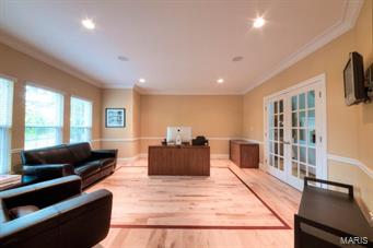 Oak Estates - Residential