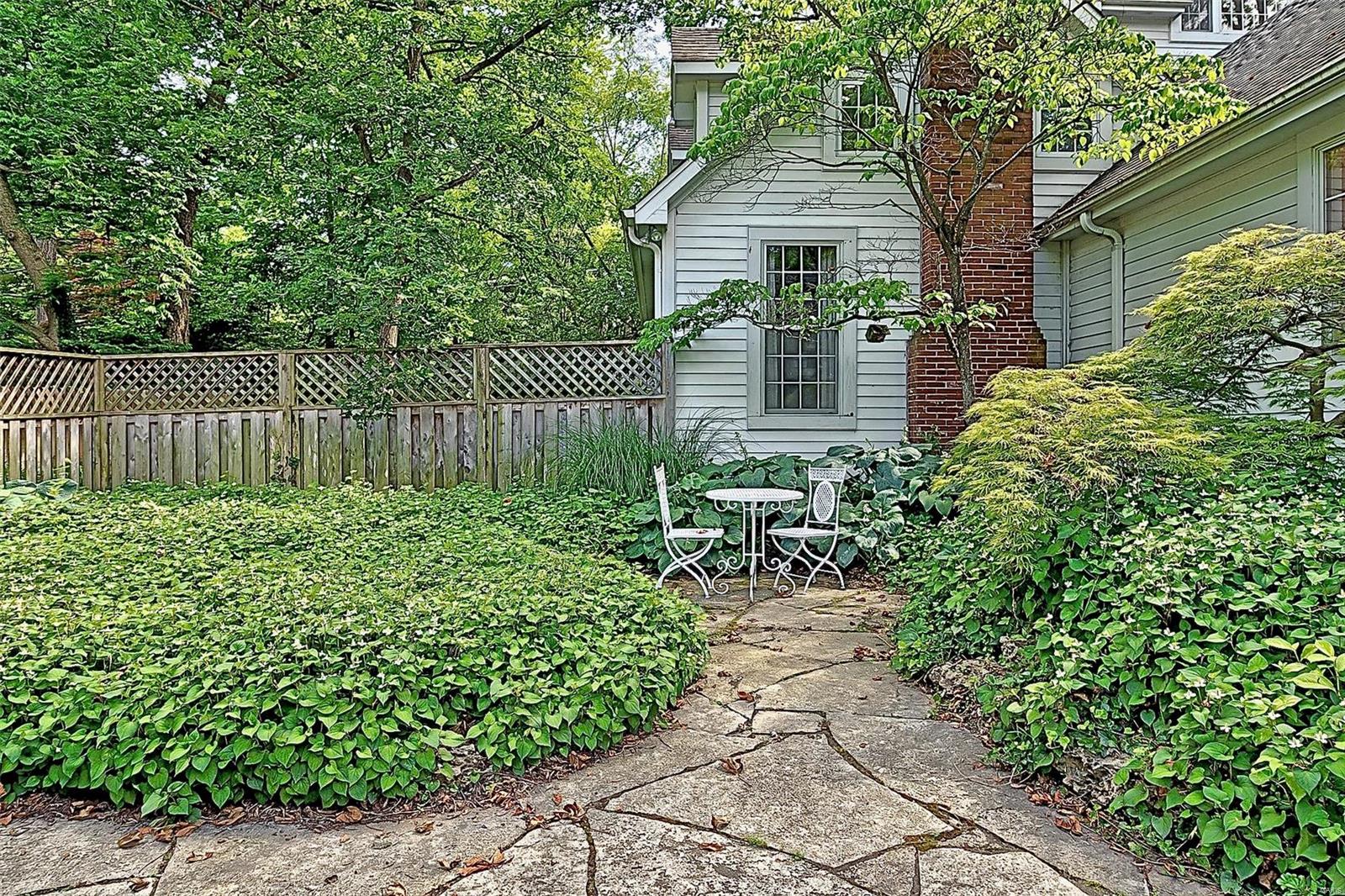 J D Litzsinger Estate - Residential