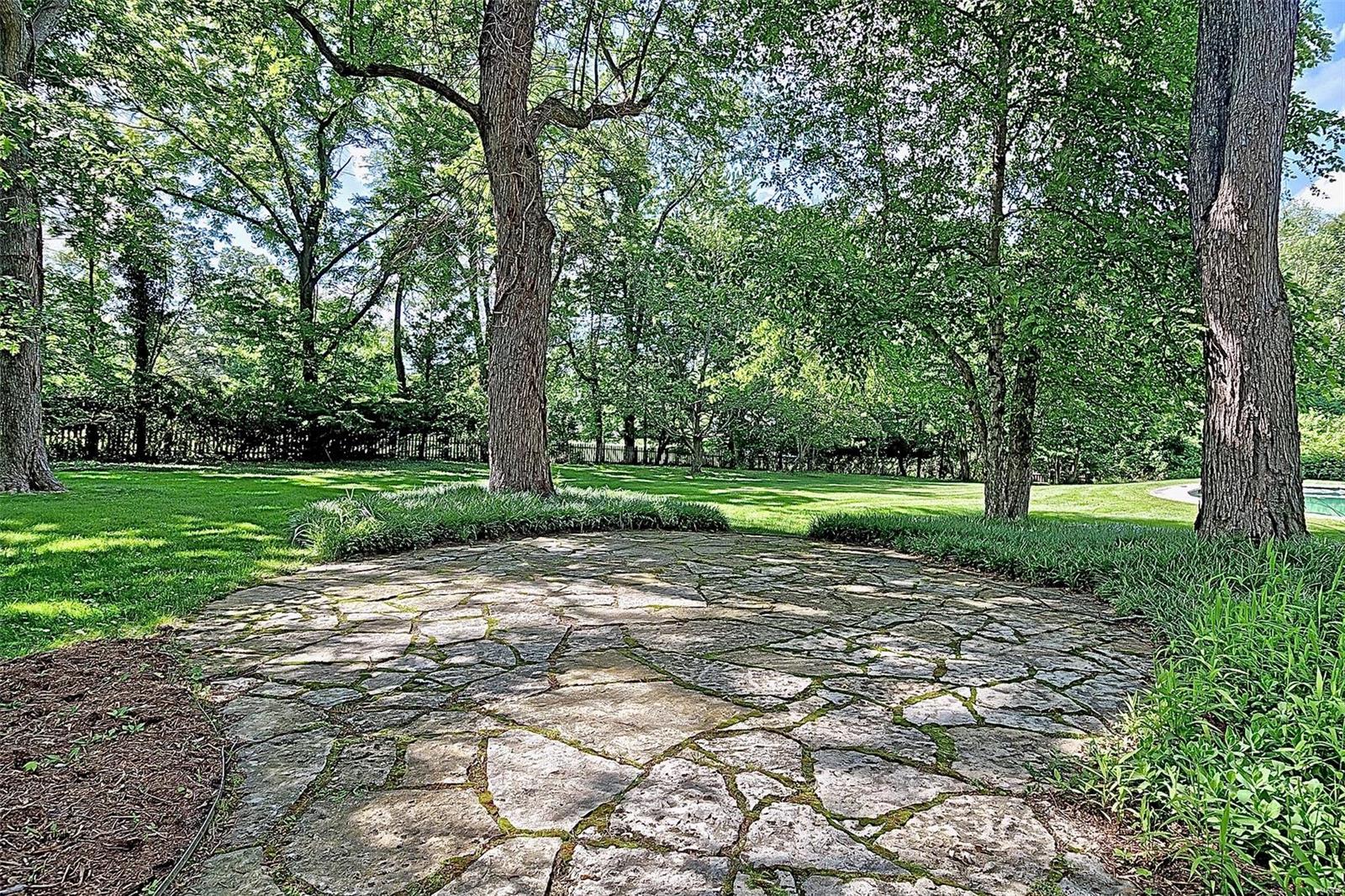 J D Litzsinger Estate - Residential