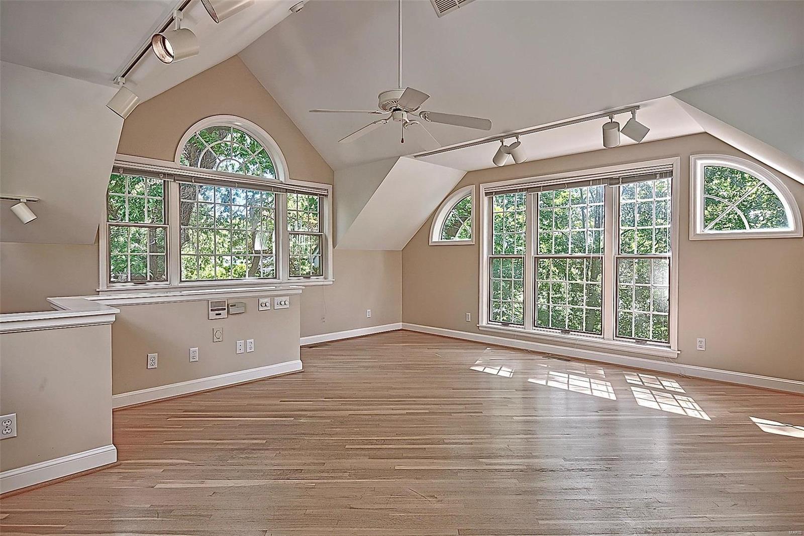 J D Litzsinger Estate - Residential