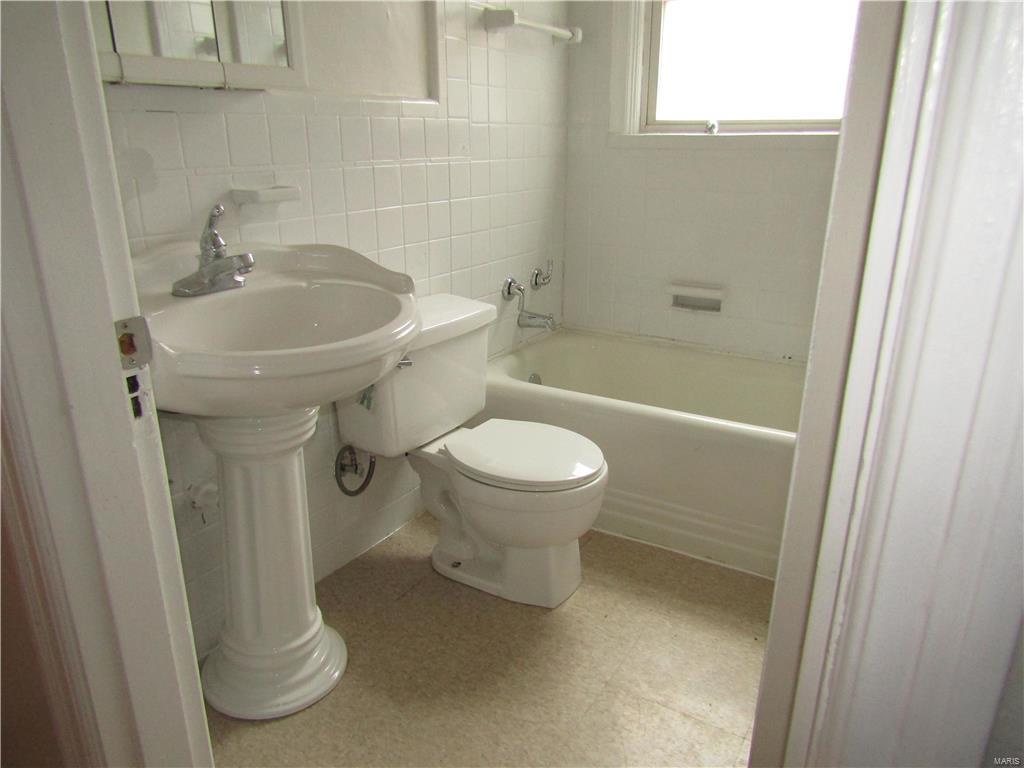 Ramona Heights - Residential