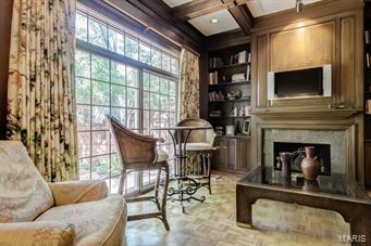 Sedgwick Place Condo - Residential