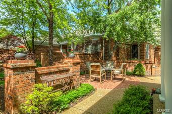 Sedgwick Place Condo - Residential