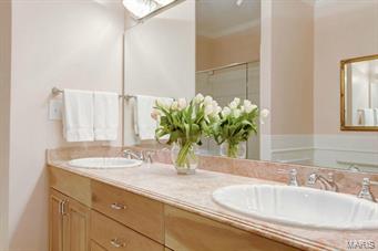 Sedgwick Place Condo - Residential