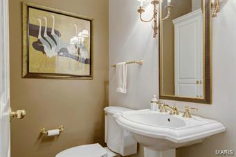 Sedgwick Place Condo - Residential