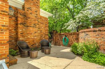 Sedgwick Place Condo - Residential