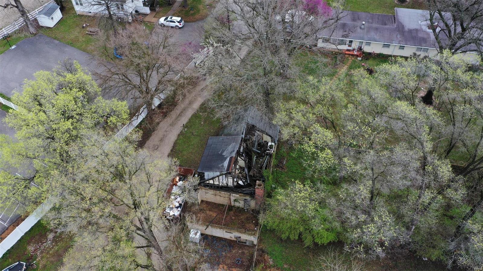 James C Sutton Estate Ptn Lt Pt 2 Bdy - Residential