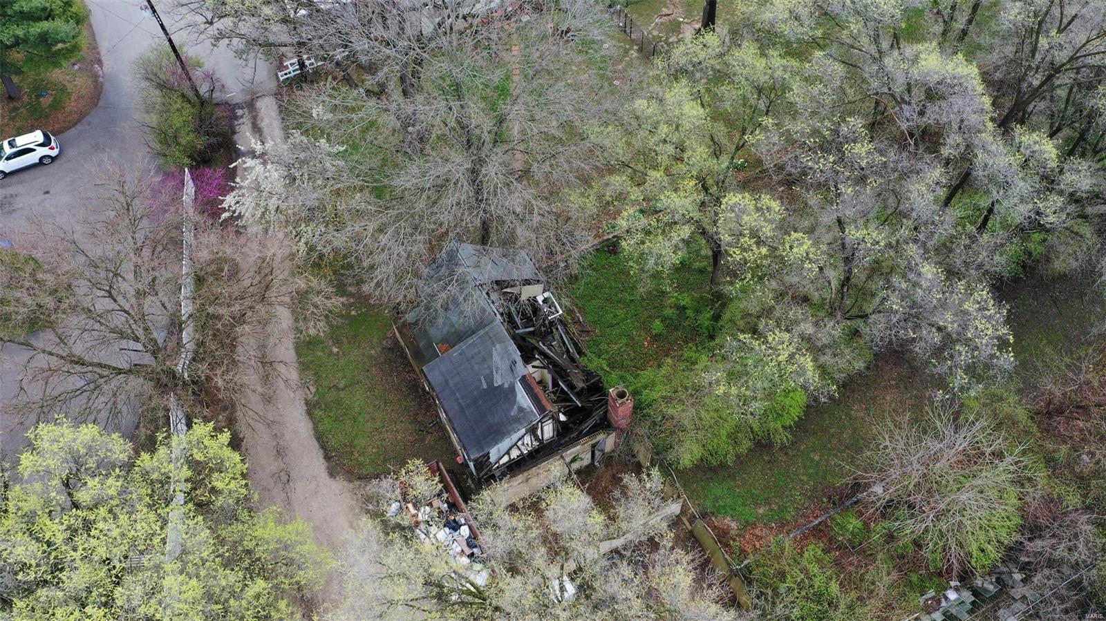 James C Sutton Estate Ptn Lt Pt 2 Bdy - Residential