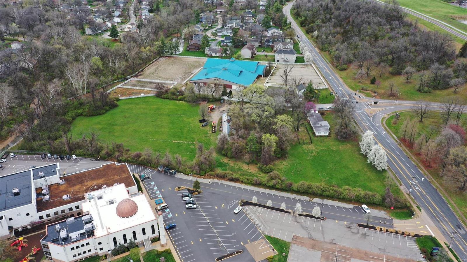 James C Sutton Estate Ptn Lt Pt 2 Bdy - Residential