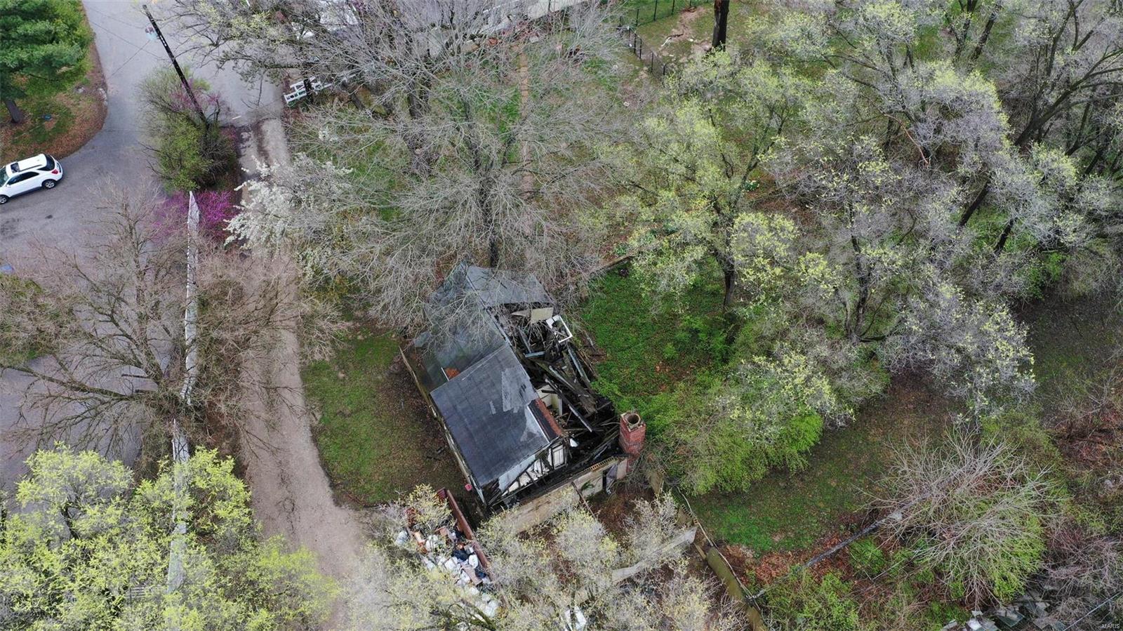 James C Sutton Estate Ptn Lt Pt 2 Bdy - Residential