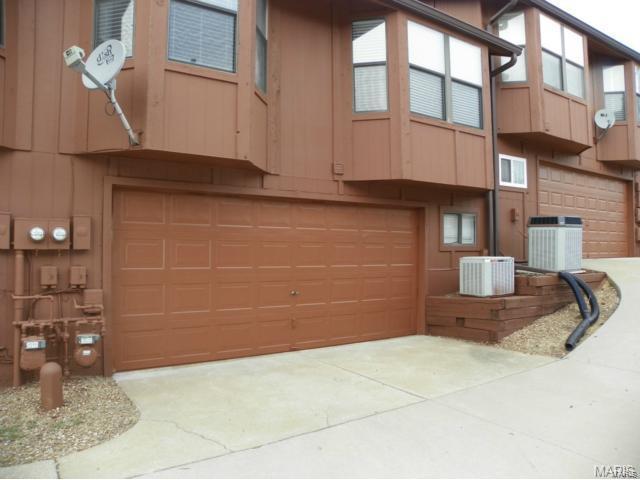 Chateau Country Club Ph3 Resub - Residential Lease