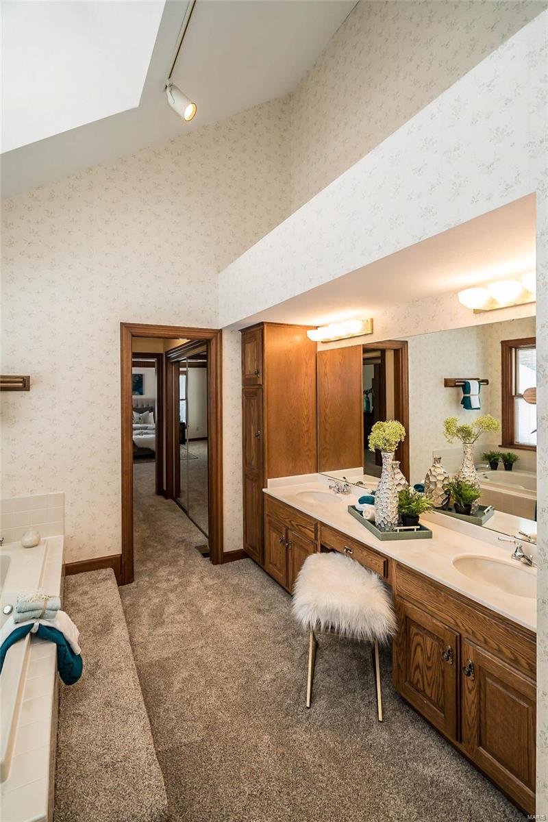 Essex Point - Residential