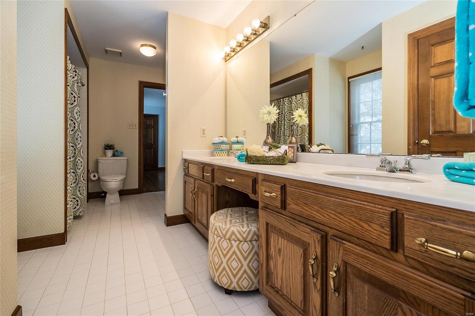 Essex Point - Residential