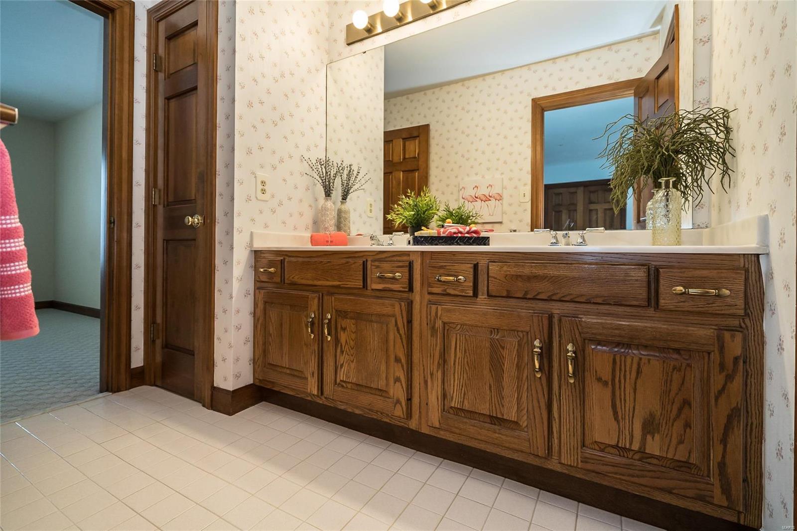 Essex Point - Residential