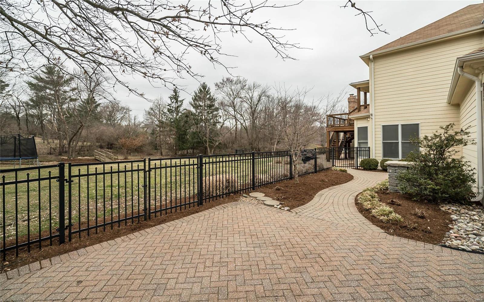 Essex Point - Residential