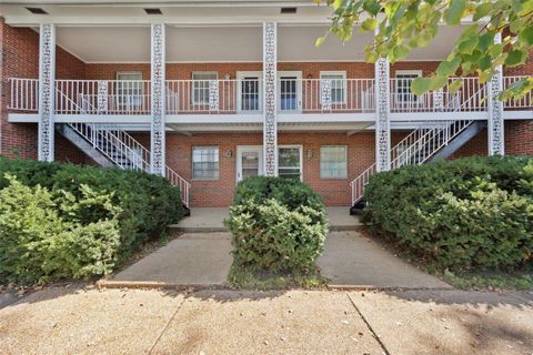 6304 S Grand Boulevard St Louis MO 63111