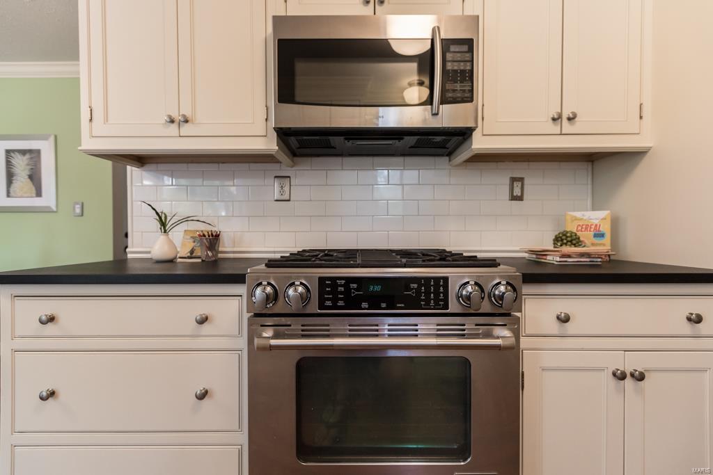 Mercer Manor 1 - Residential