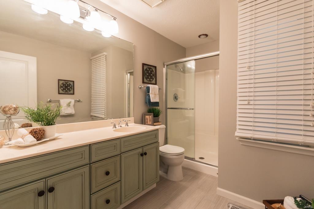 Mercer Manor 1 - Residential