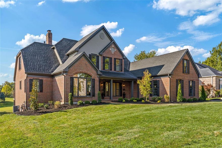 Premier renovation! This full-brick Schaeffer-built 1.5 Sty features best-in-class improvements, fixtures & amenities including wide plank white oak hardwoods, detailed trim work & designer lighting. Impressive 2-sty foyer highlighted by dramatic curved staircase leads to private study, beautifully appointed dining room & striking great room with wet bar, floor-to-ceiling brick fireplace & soaring windows that overlook the 9th hole on the North course. Beck Allen-design kitchen with white custom cabinetry, quartzite countertops, Cafe appliances & 8’ center island adjoins breakfast room with wide bay window & vaulted hearth room with fireplace. Primary bedroom suite offers an appealing retreat with marble bath with shower spa & atrium doors that open to deck. Front & rear staircases access 3 additional bedrooms, 1 with ensuite bath & 2 with Jack n’ Jill bath. Lower Level includes recreation room with wet bar, family room with stone fireplace, office, workroom, 5th bedroom & 1 ½ baths.