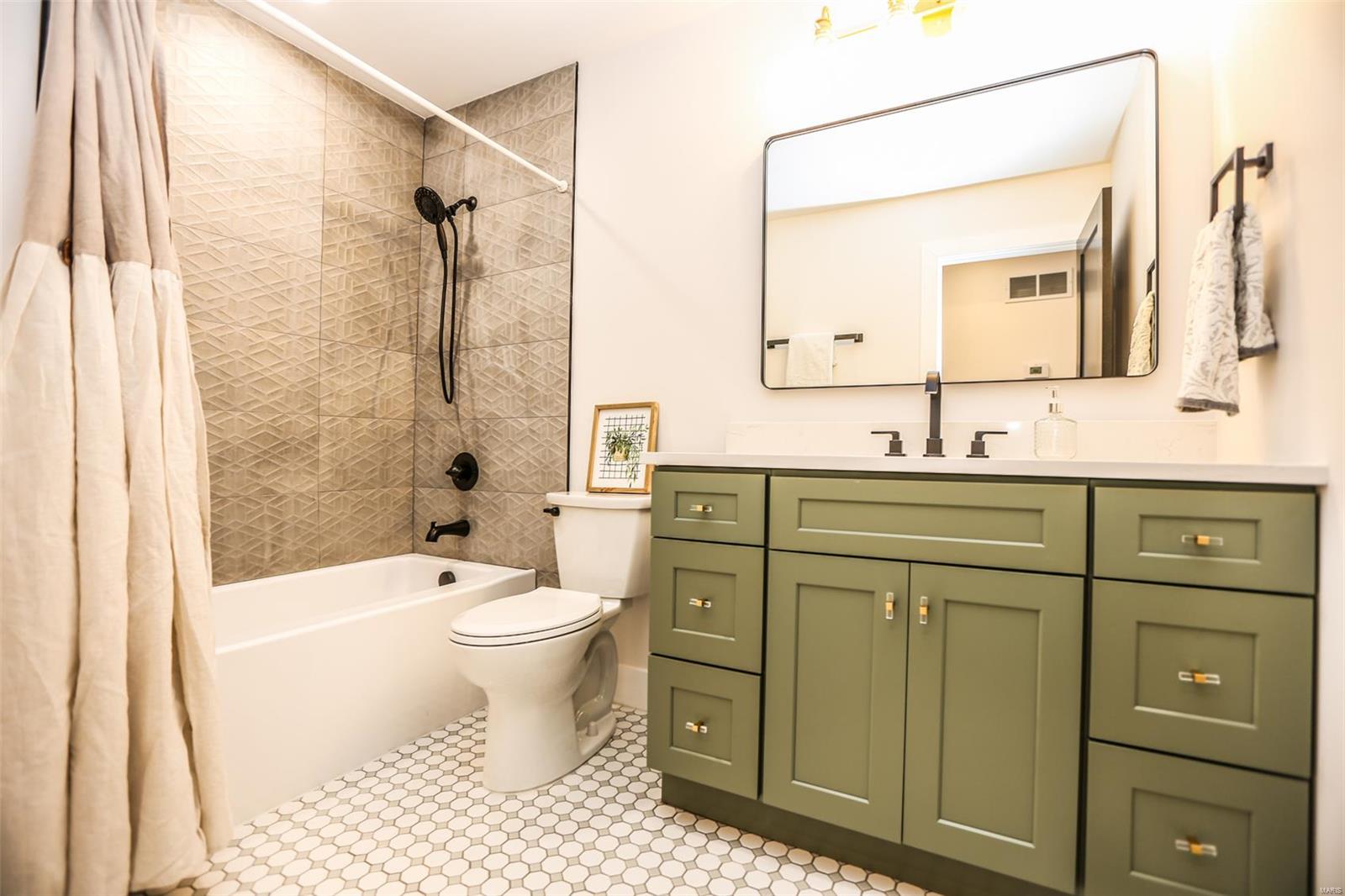 Tall Oaks - Residential