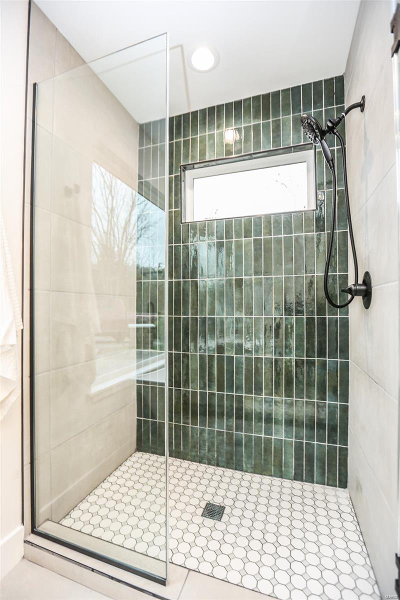 Tall Oaks - Residential