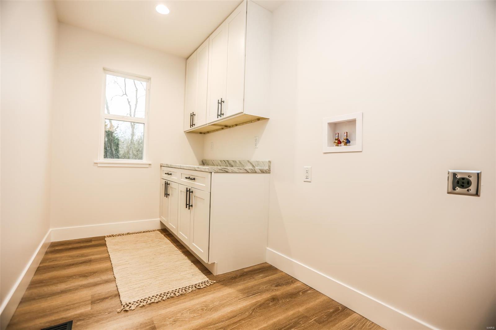 Tall Oaks - Residential