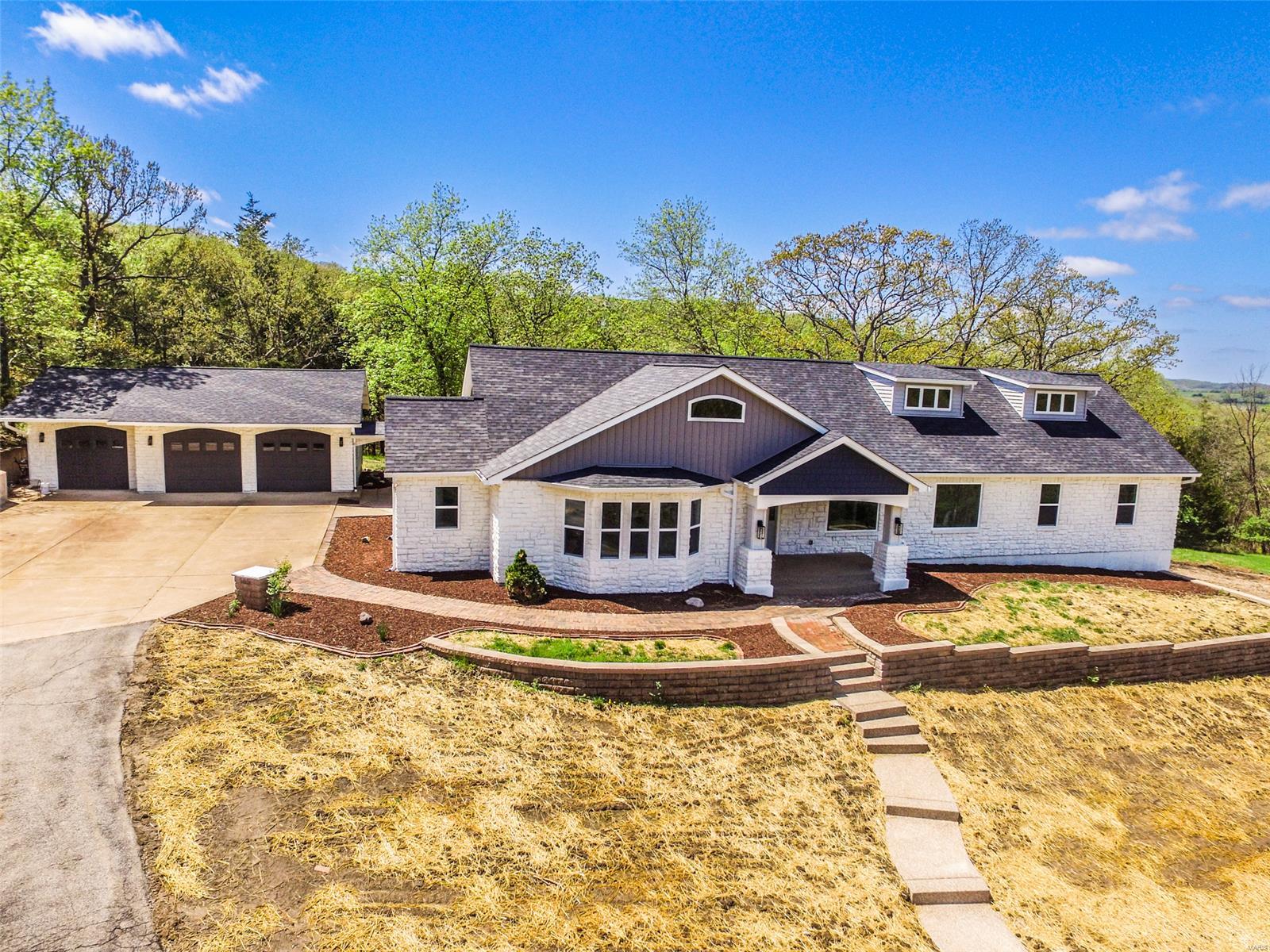 Tall Oaks - Residential