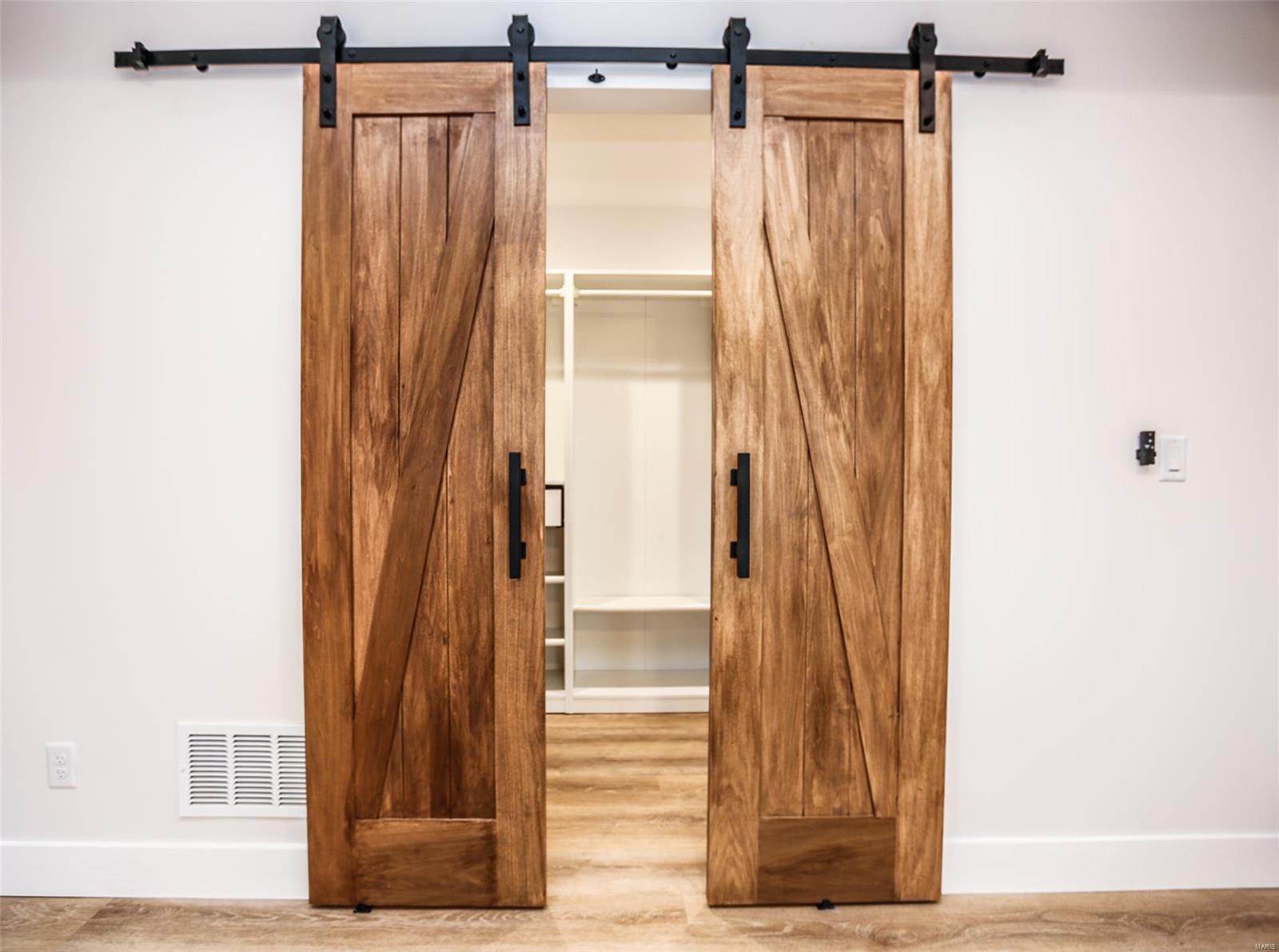 Tall Oaks - Residential