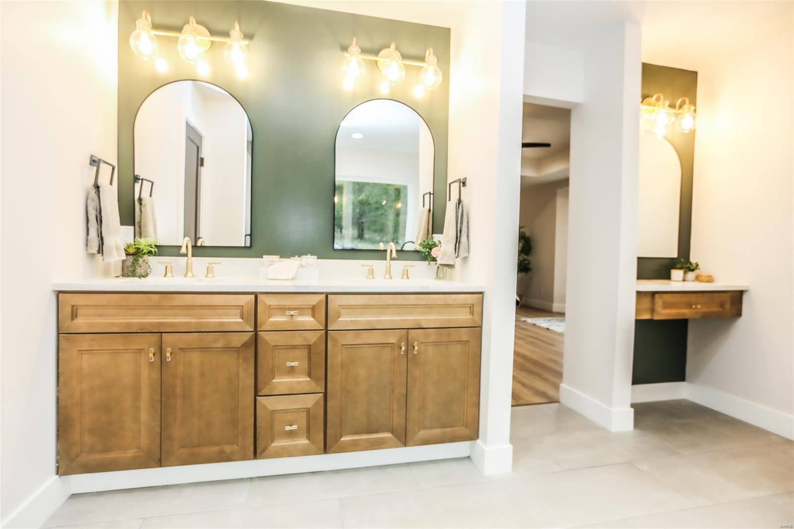 Tall Oaks - Residential