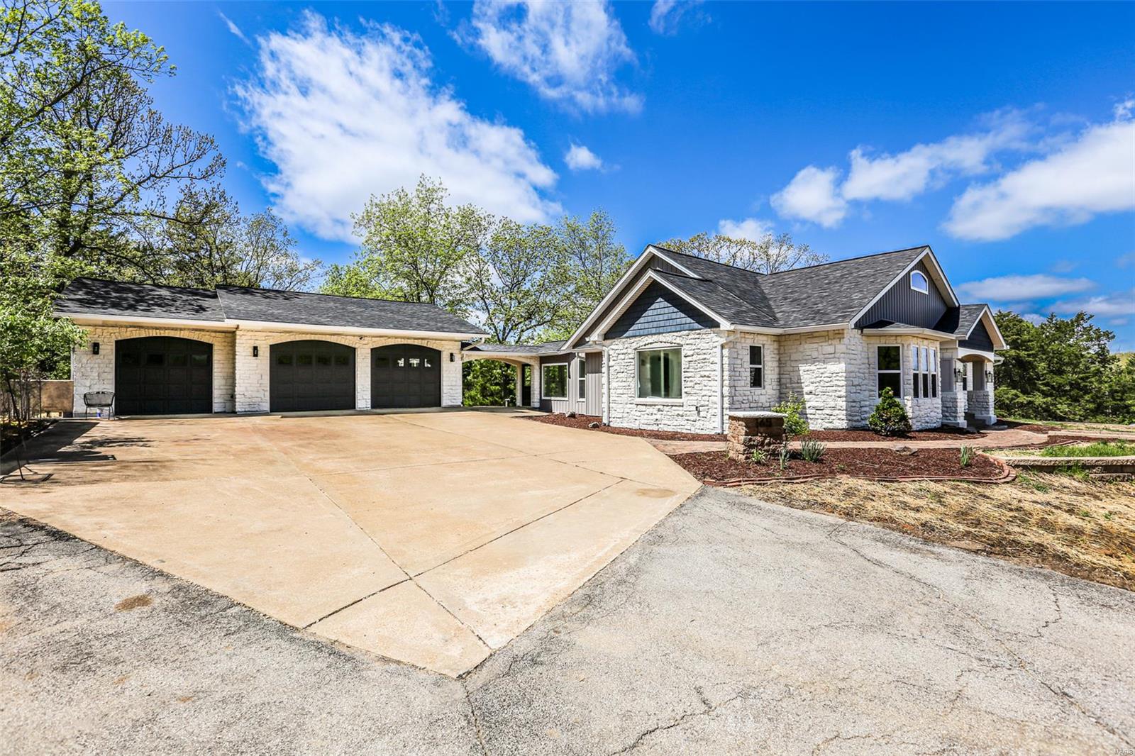 Tall Oaks - Residential