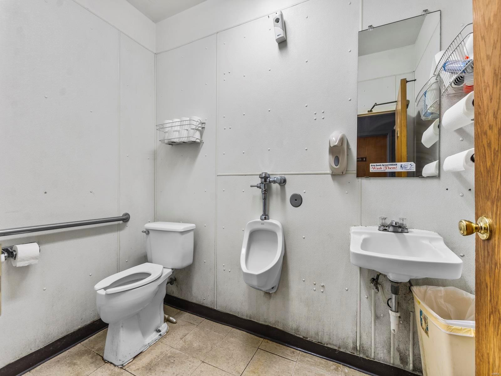 Arnold, Missouri 63010, United States, ,Commercial,Active,94728