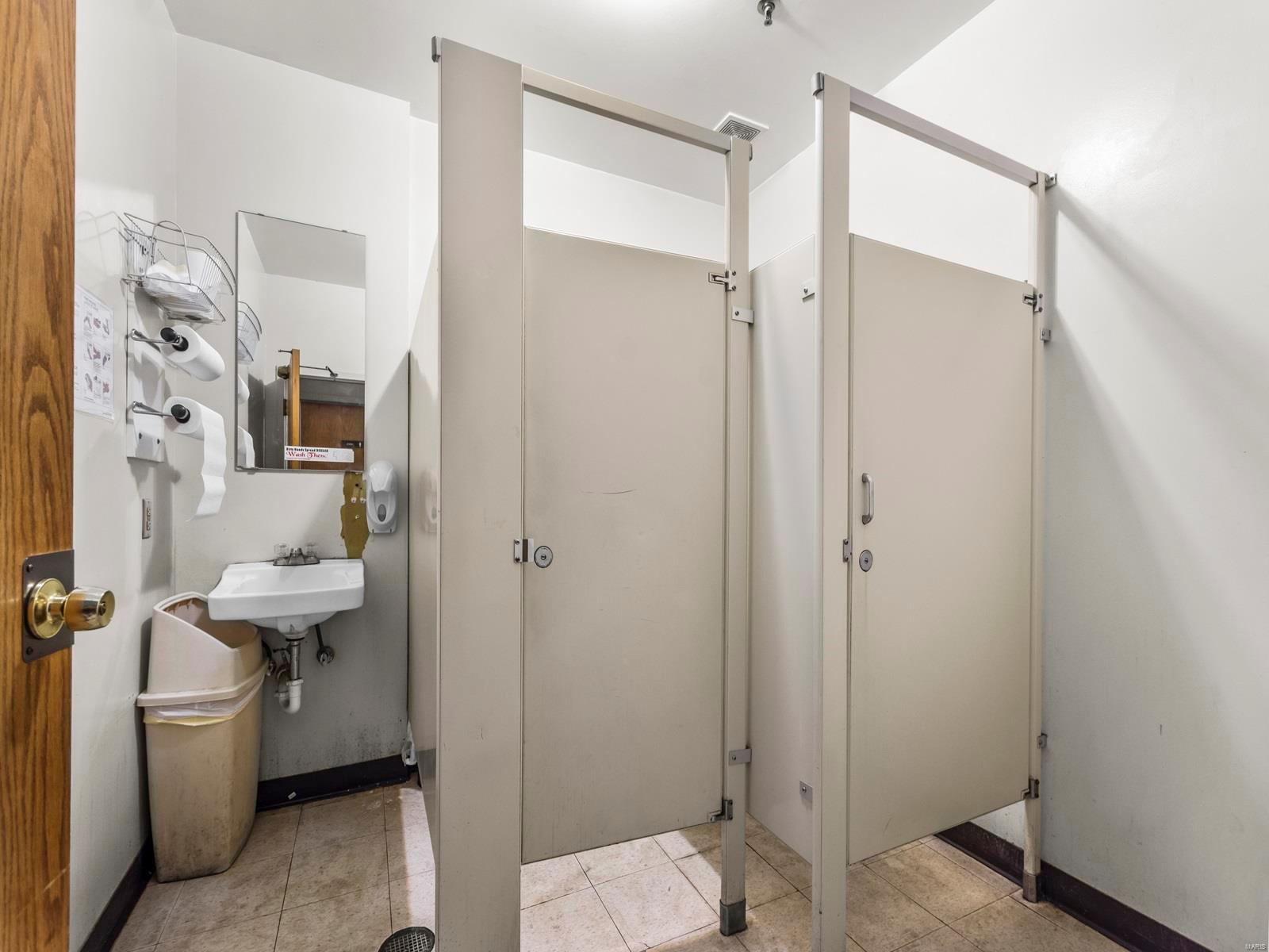 Arnold, Missouri 63010, United States, ,Commercial,Active,94728