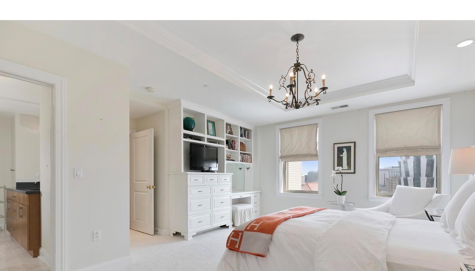 Residences at Park Plaza - Residential