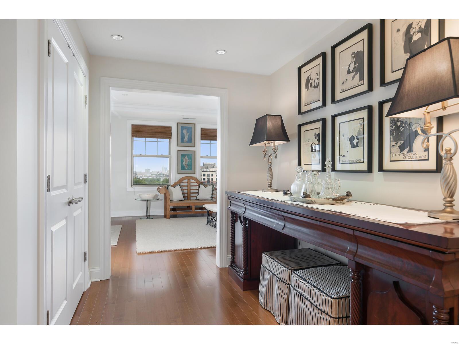 Residences at Park Plaza - Residential