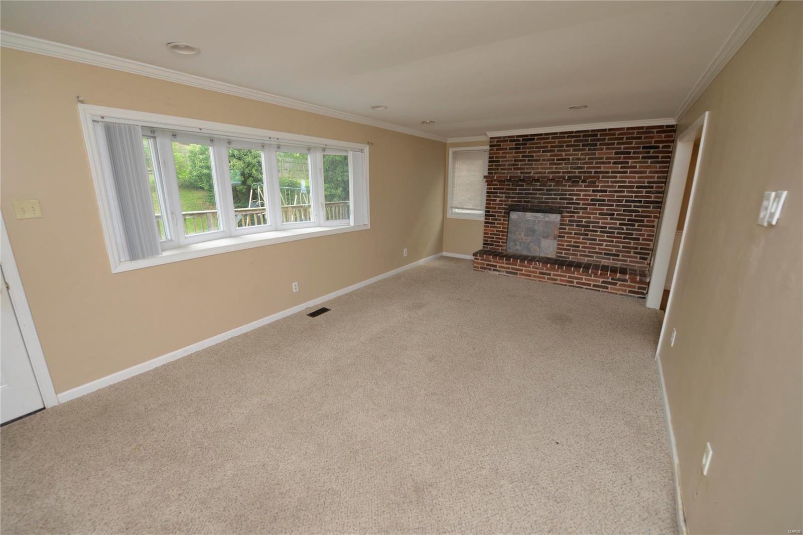 Oak Crest - Residential