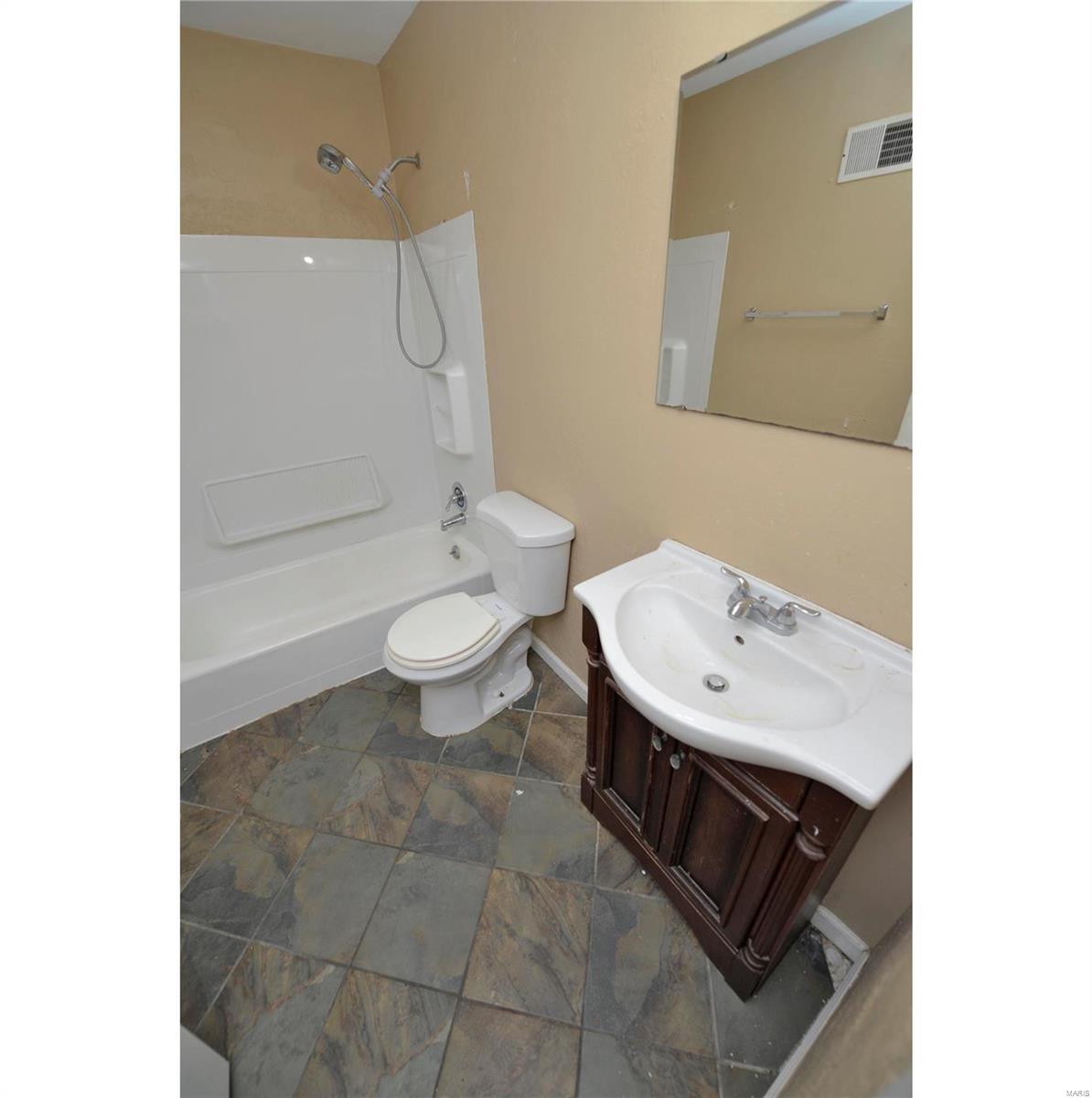 Oak Crest - Residential