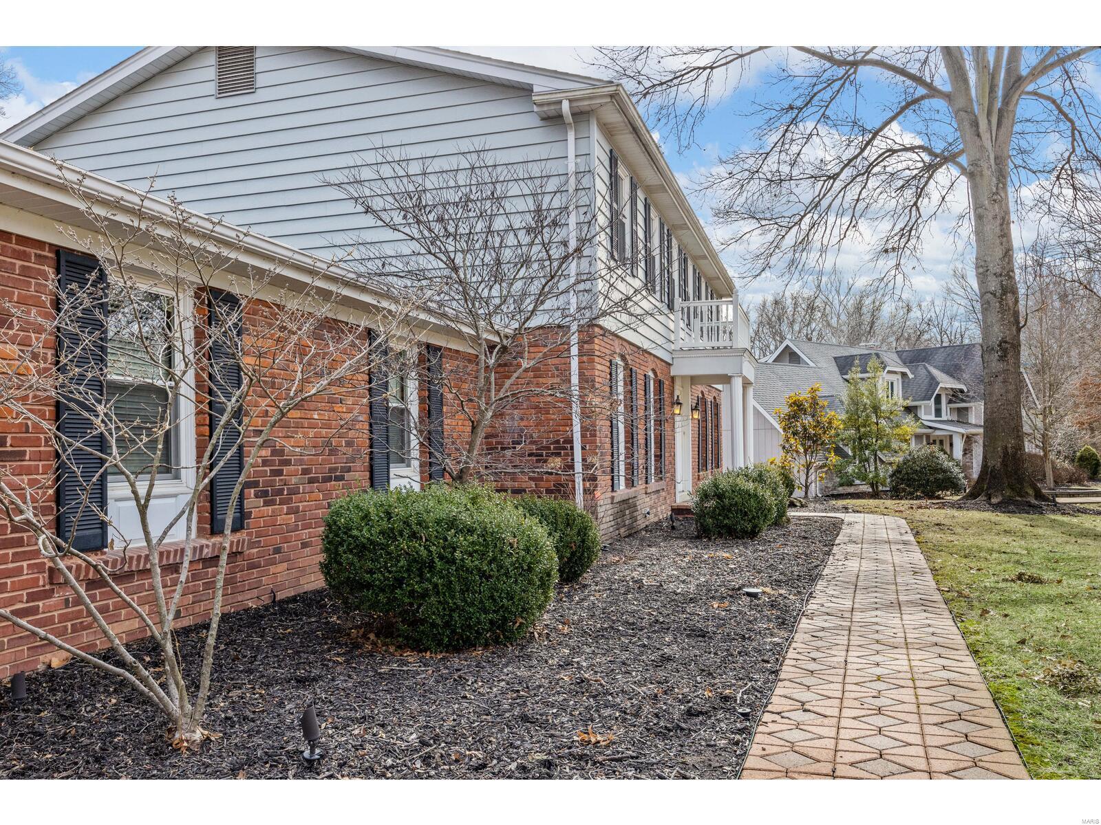 Van Courtland Place - Residential