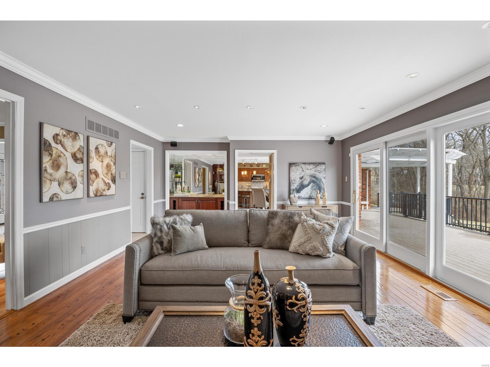 Van Courtland Place - Residential