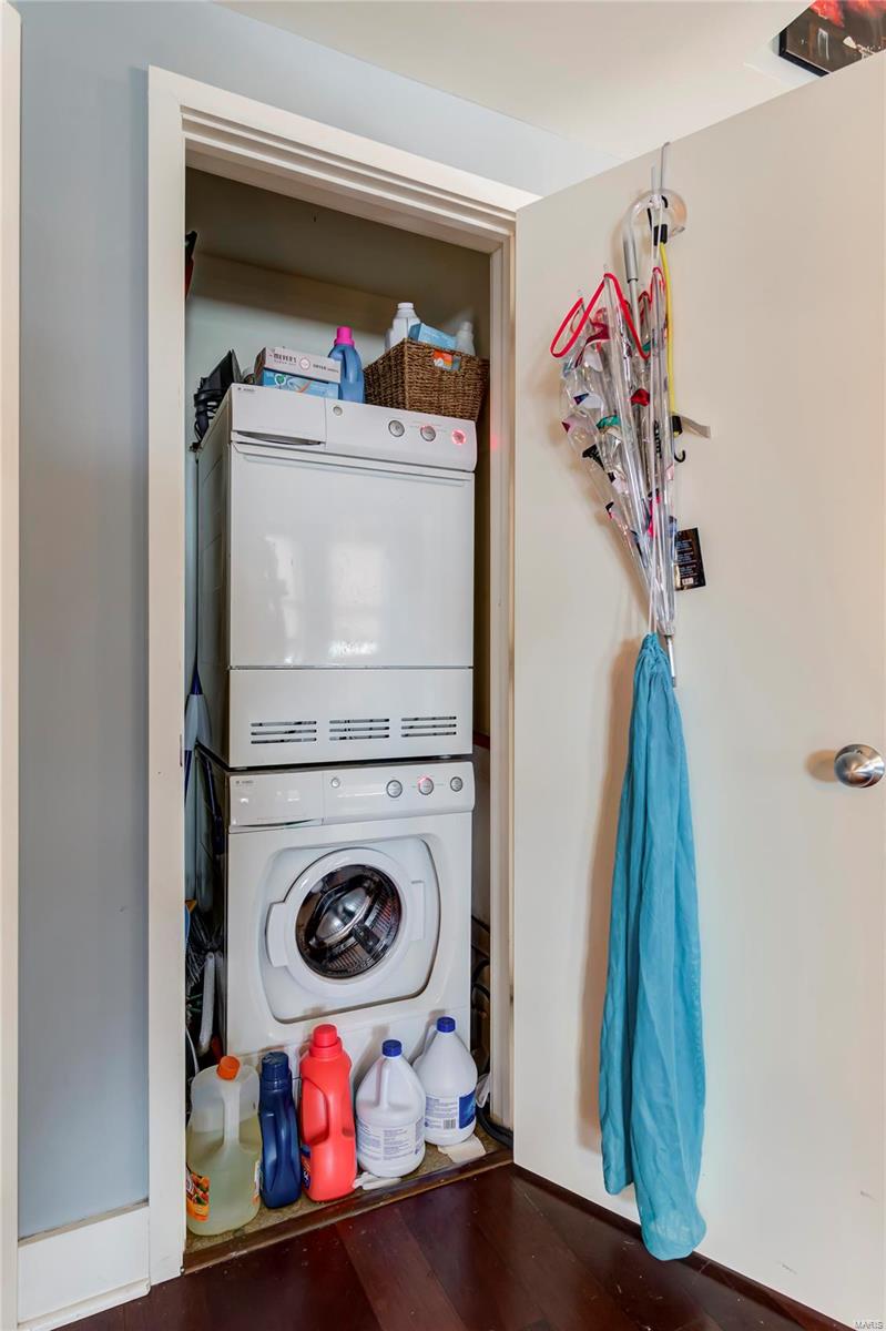 Marquette Bldg Upper Residl - Residential