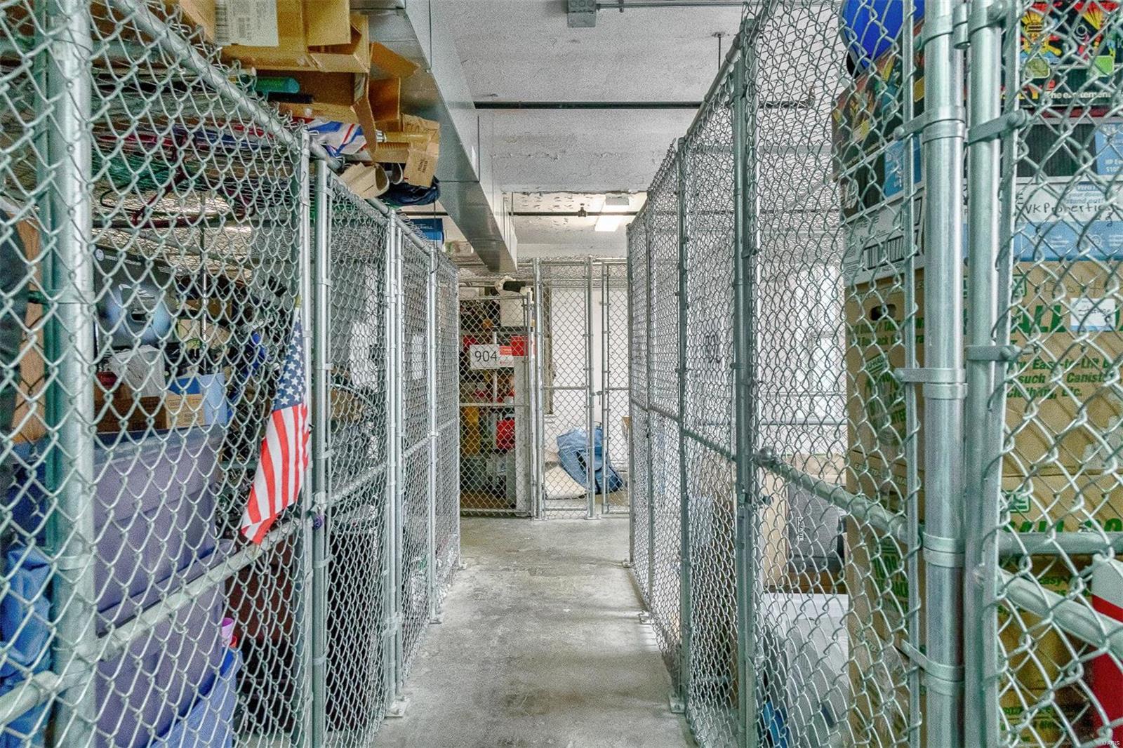 Marquette Bldg Upper Residl - Residential