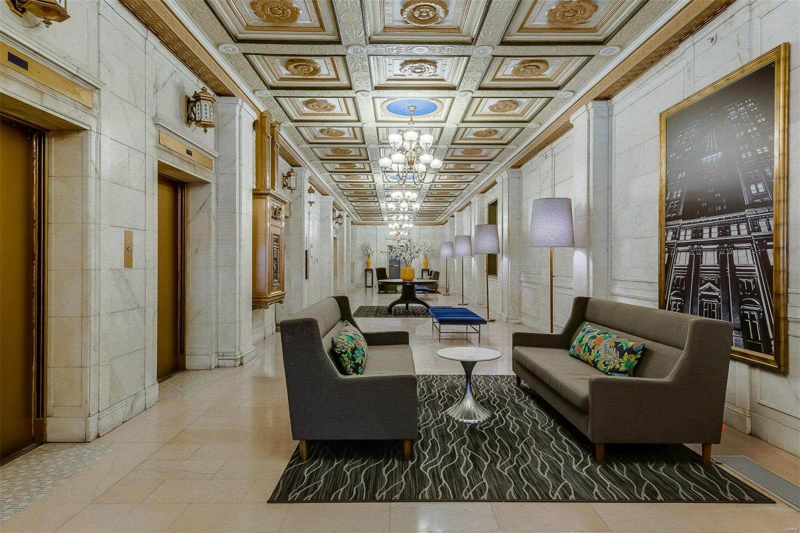 Marquette Bldg Upper Residl - Residential