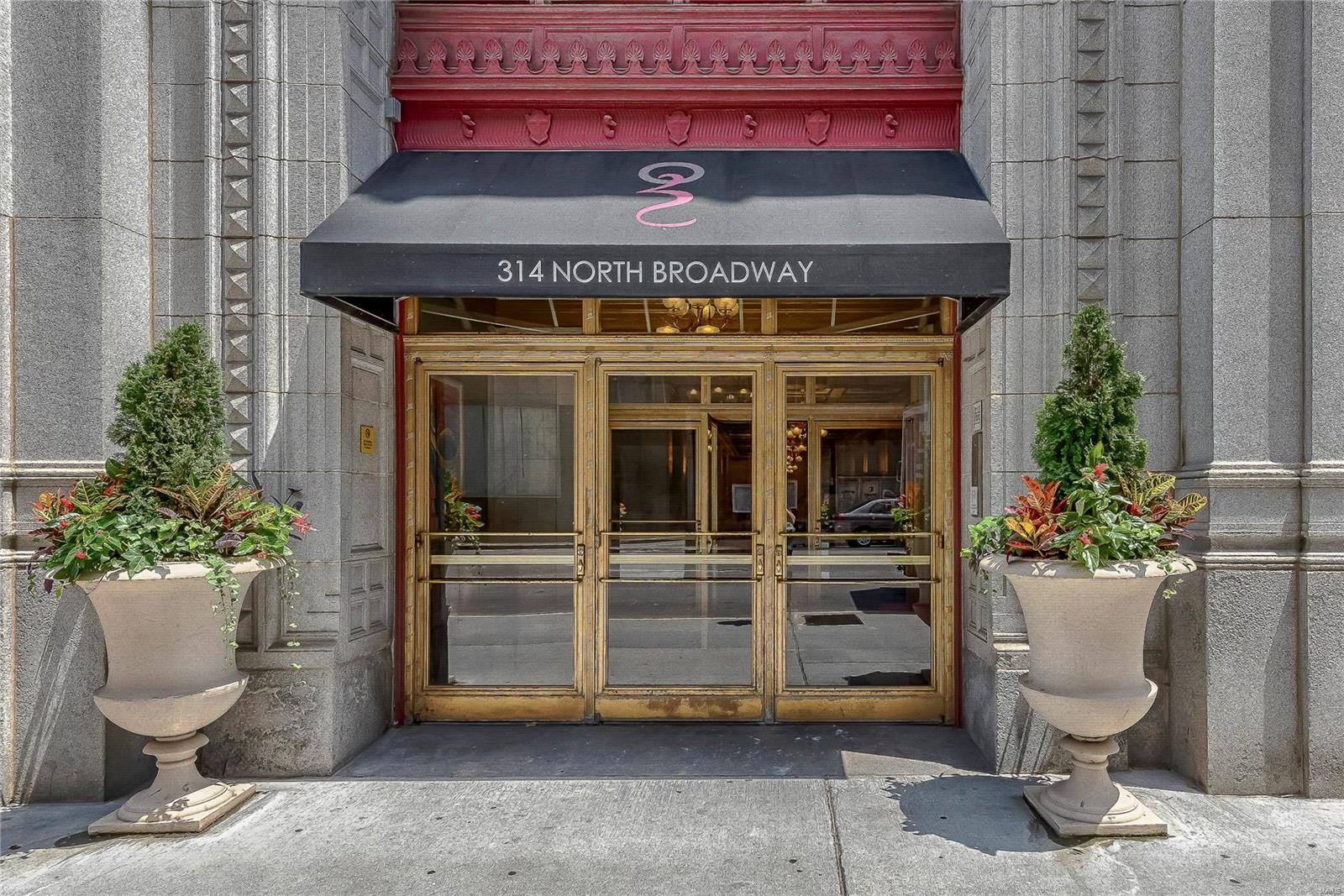 Marquette Bldg Upper Residl - Residential