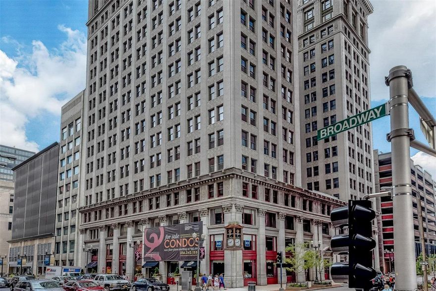 You will love this 2 br 1.5 ba DOWNTOWN CONDO with amazing RIVER & ARCH VIEWS! 
Beautiful TEAK HARDWOOD FLOORS, 42" KITCHEN cabinets with MARBLE COUNTERTOPS & STAINLESS STEEL APPLIANCES (microwave, electric stove, dishwasher & fridge), PRIVATE LAUNDRY with stackable washer/dryer combo, custom shades 
Historic MARQUETTE building has a door attendant, marble lobby, rooftop pool with sun deck, pet park, terrace with BBQ area, high-speed elevators and more...
Like the jewelry & the game? This CROWN JEWEL is only blocks from the ball park! Location: Corner Location, Downtown