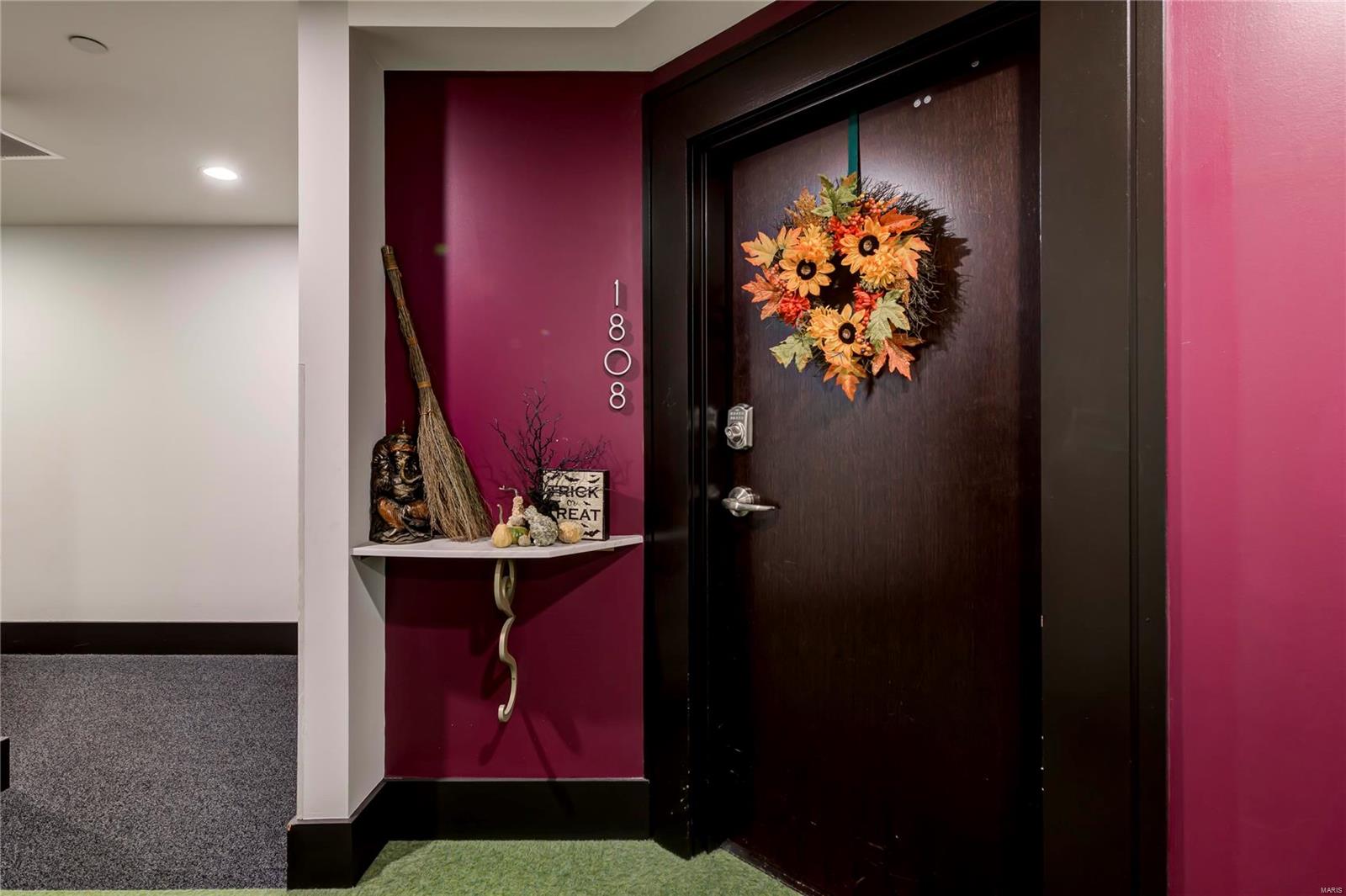 Marquette Bldg Upper Residl - Residential