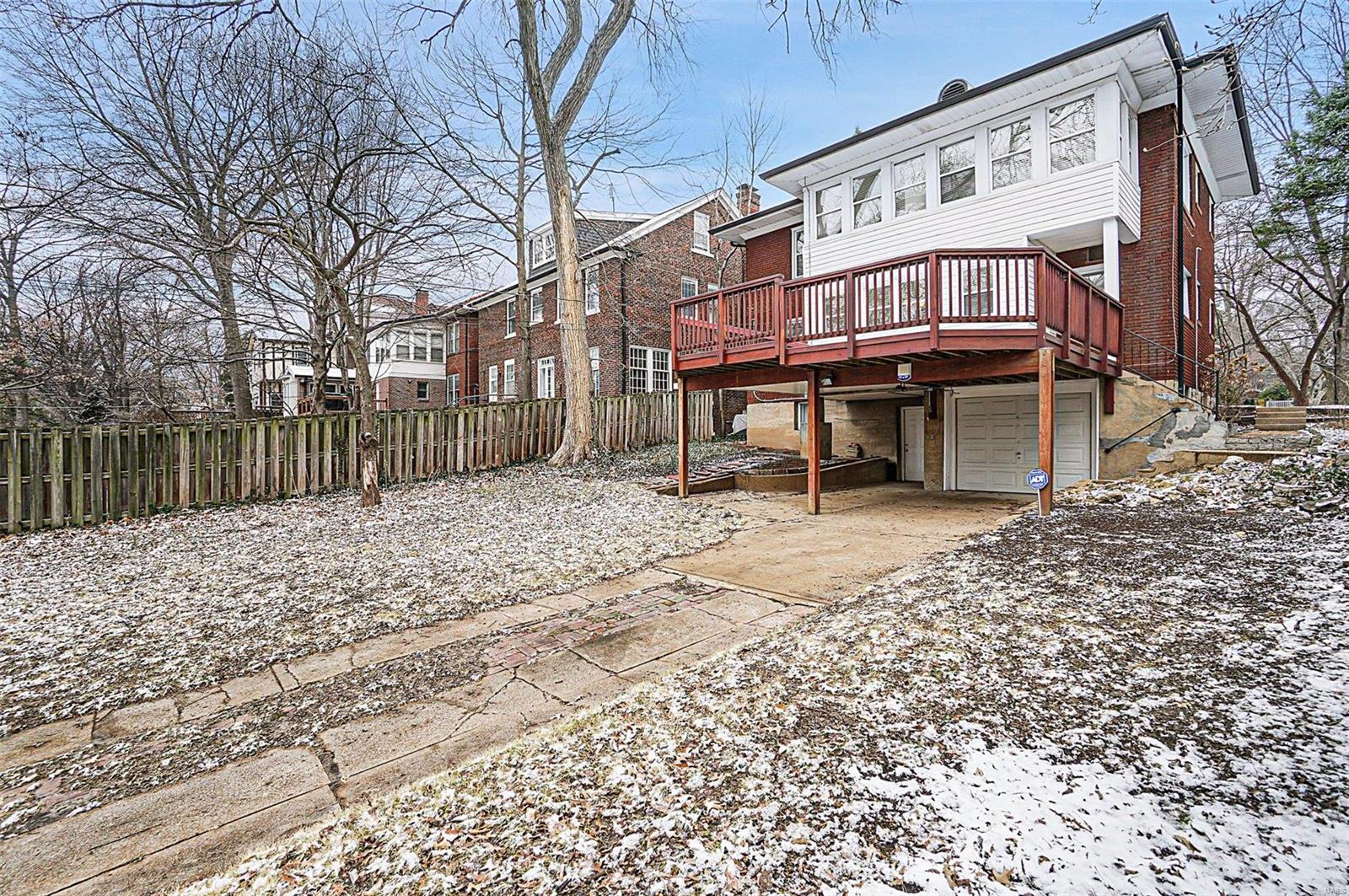 West Portland Place - Residential